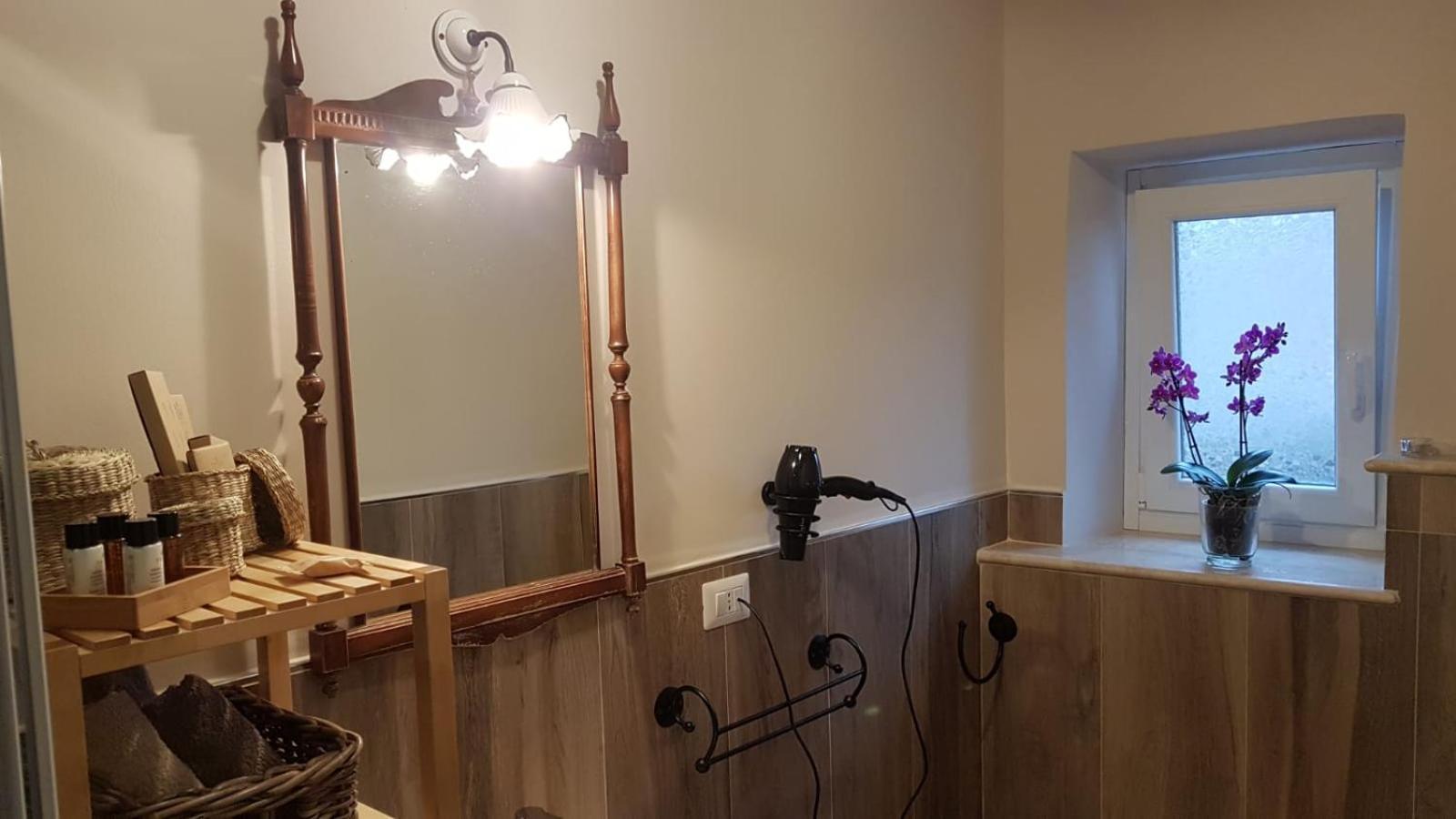 La Salita B&B Viterbo Bagian luar foto